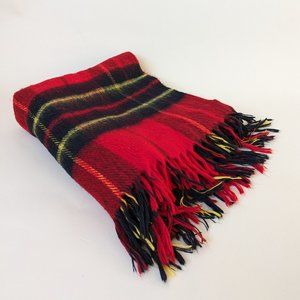 Cozy Vintage Plaid Throw Blanket
